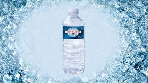 Eau plate christaline